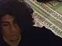 ماكرون يعرب عن استنكاره لمقتل مصلٍّ داخل مسجد في جنوب فرنسا - وكالة أنباء أسيا
